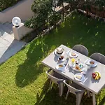 Elio A 1Bdr Apt With Garden 1 Min From The Beach By Hospi
